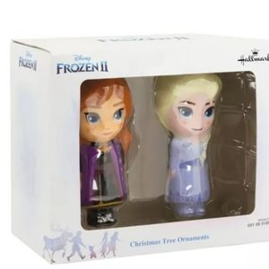 2pc Hallmark Disney Frozen 2 Elsa and Anna Decoupa